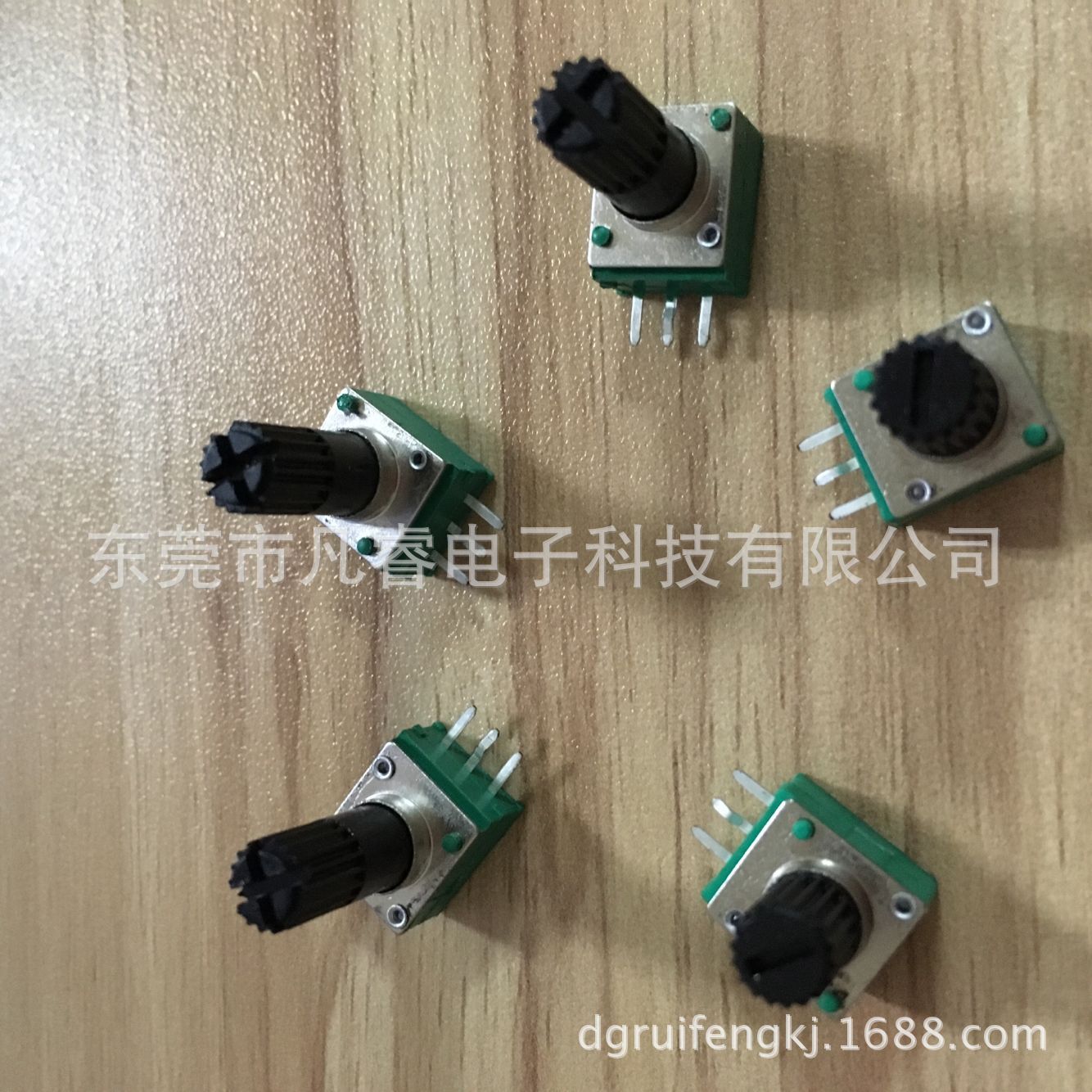 【工厂发货就是实惠】RK097型旋转式电位器可调电位器功放家电等