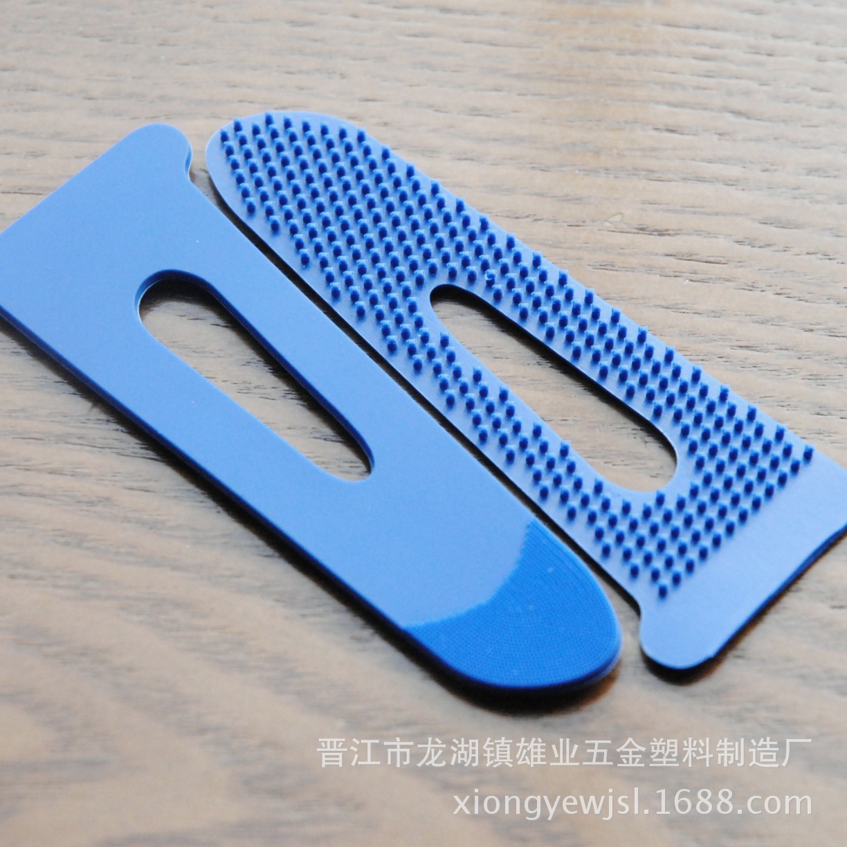 Velcro manufacturer. Cuff stick injection sleeve loop adhesive buckle. Strong wear-resistant environmental protection anti-low temperature cufflinks