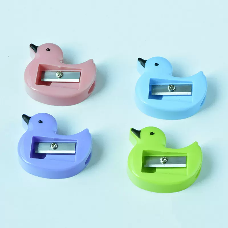 塑料卷笔刀鸭子单孔简易型手动环保削笔器时尚卡通铅笔刀学习文具