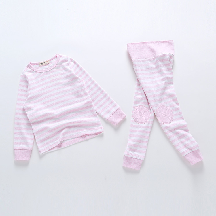 핑크 및 보라색 줄무늬