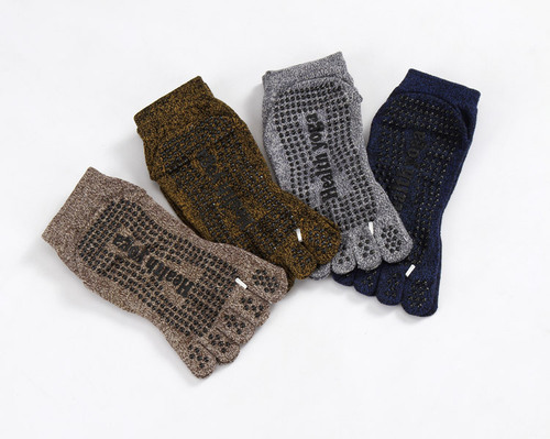 Double yarn men's yoga socks large size cotton professional non-slip split toe socks sports training trampoline boxing running