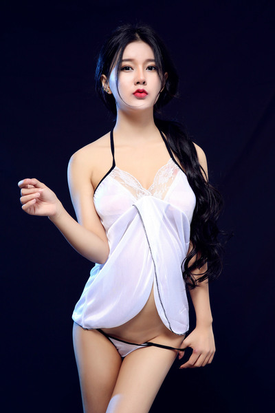 Sexy Underwear Sexy Pajamas Pure Lace Cardigan Transparent Deep V Women's Temptation Exposure Large Size Nightdress