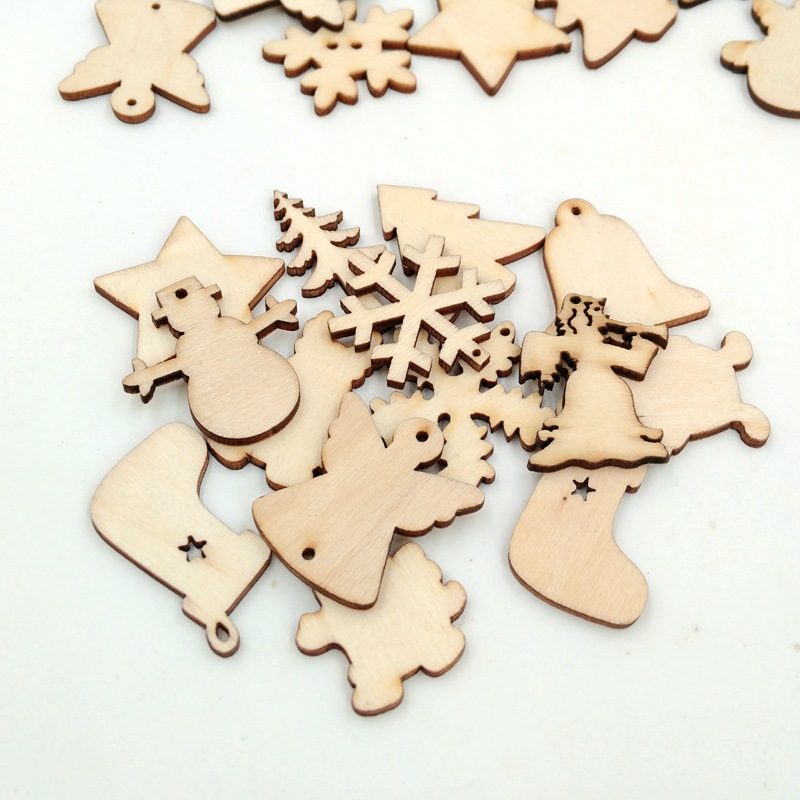 32mm madera de Navidad madera decorativa chips mixtos DIY dibujos animados artesanías decorativas 50 unidades un paquete