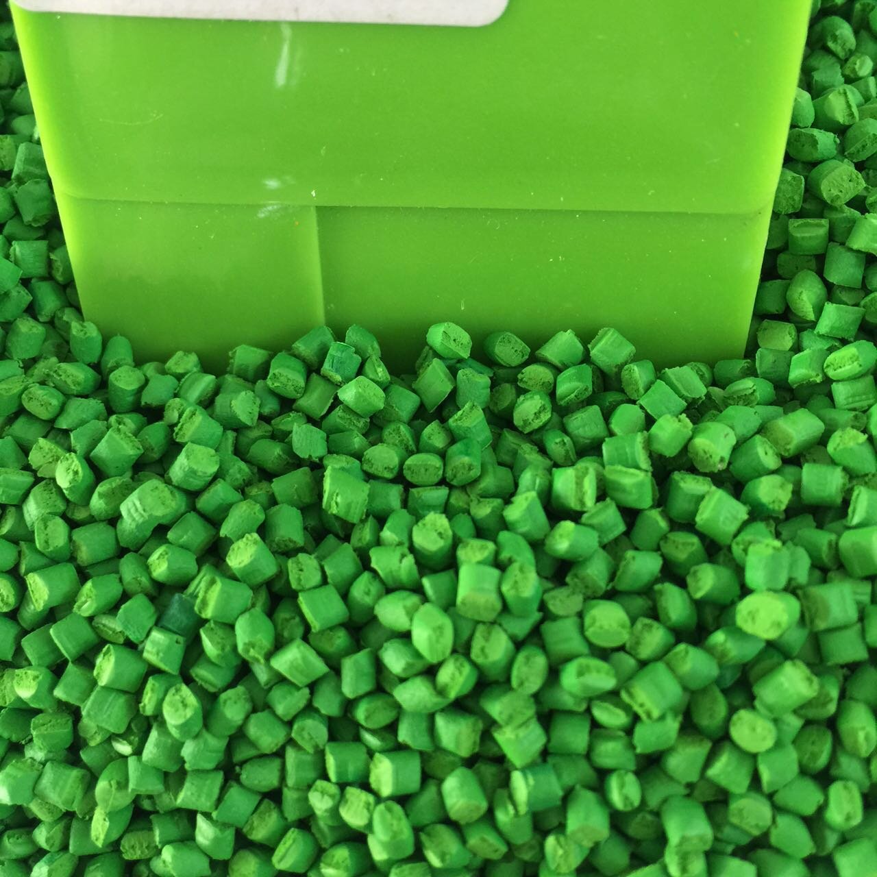 发泡网用色母 色母粒 色母料 彩之翼色母粒