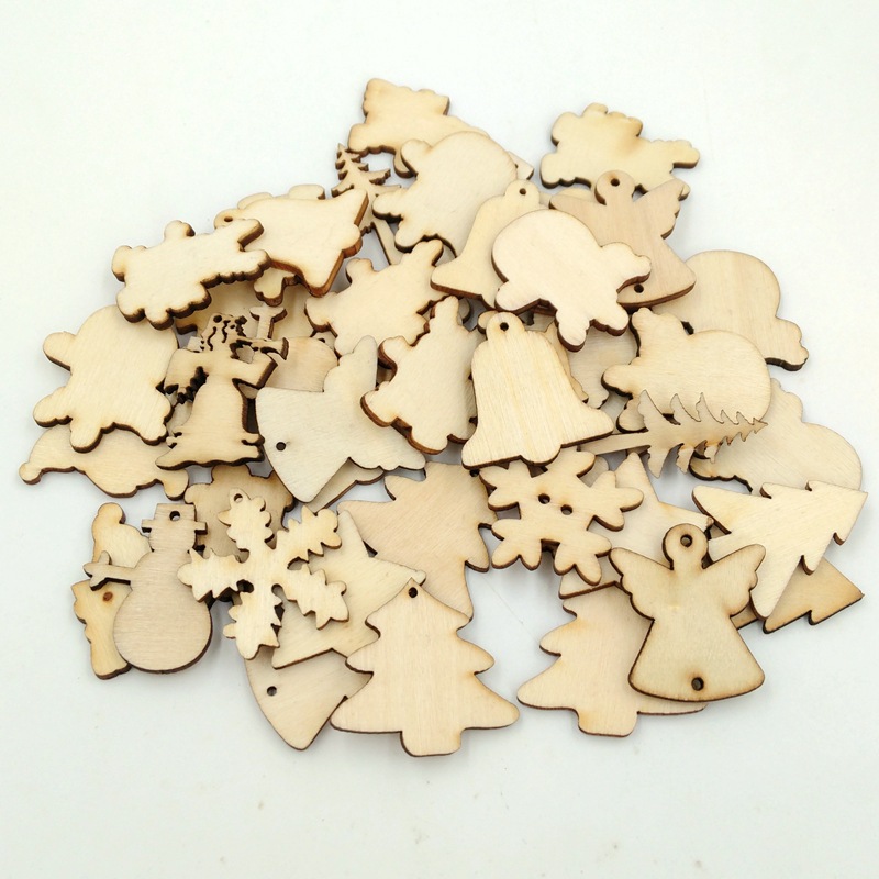 32mm madera de Navidad madera decorativa chips mixtos DIY dibujos animados artesanías decorativas 50 unidades un paquete