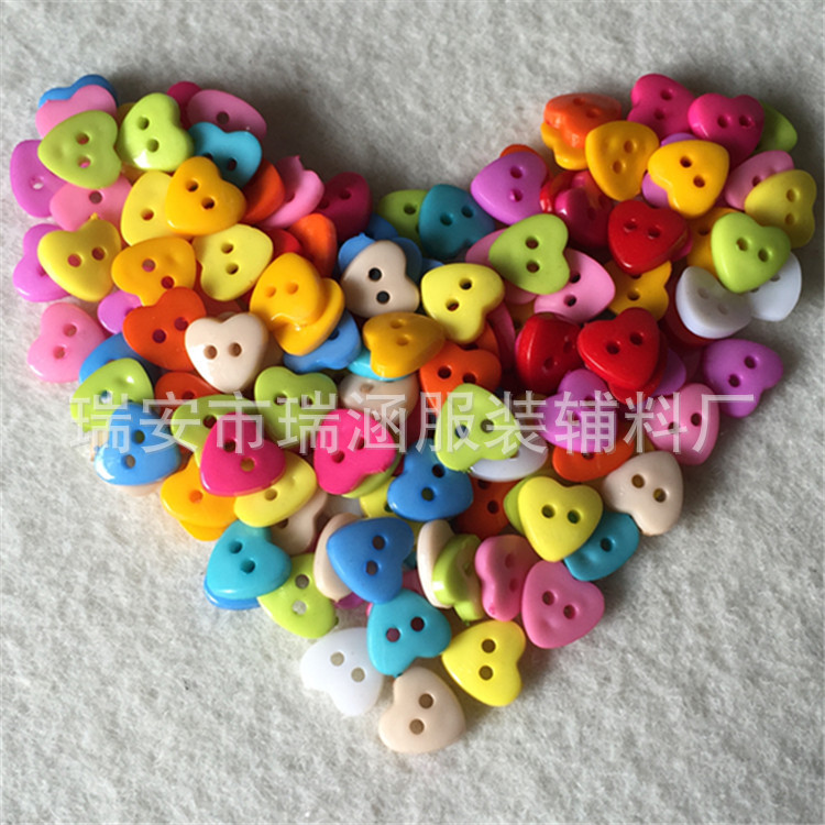 塑料两眼桃心爱心彩色童装纽扣 可爱儿童DIY贴画钮扣批发染色扣子