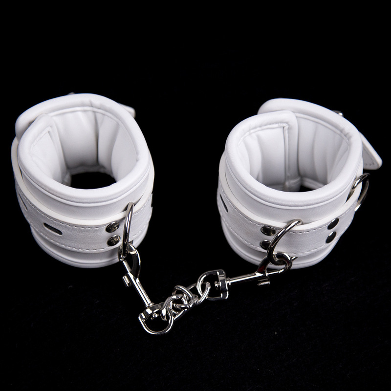Women's Apparatus Sporting Sex Products Handcuffs Toy White Soft Sponge Tie-up Foot Handcuffs Passion Equipment Women's Apparatus Sporting Sex Products Handcuffs Toy White Soft Sponge Tie-up Foot Handcuffs Passion Equipment
