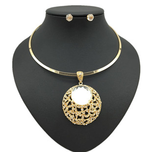 �W���F���i���Ȧ ������ʯ��Ů�朶�����b ebay���uͨ�Ʒ