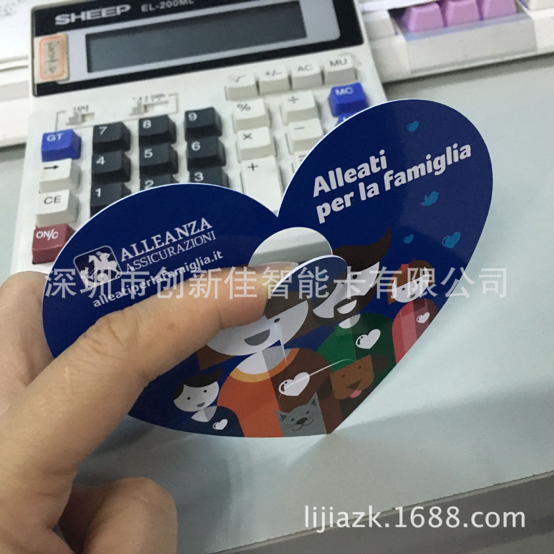 PVC卡通卡卡通特殊形状卡非标卡通卡卡通形状卡