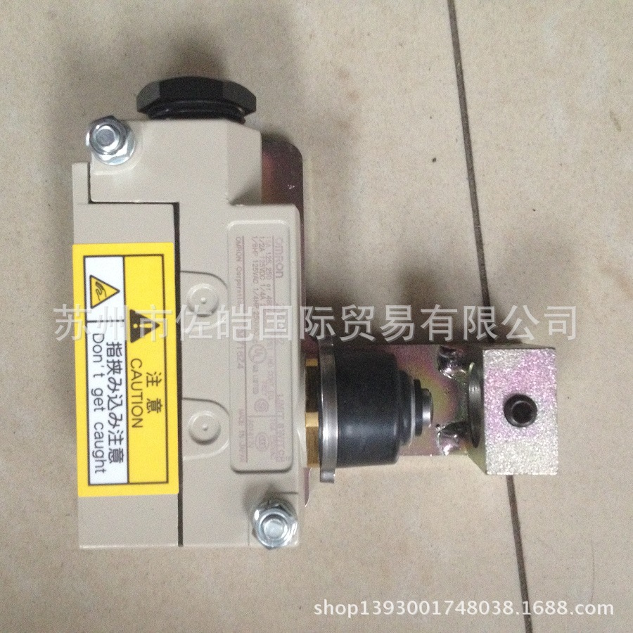 日本DAIKIN大京品牌 M-3型号带开关干油分配器原装