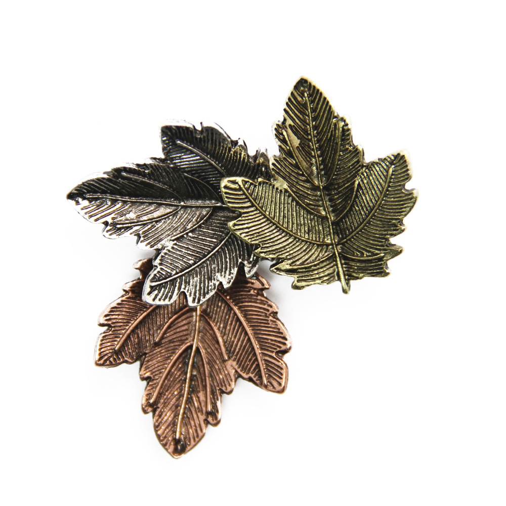 Z28 Korean version of retro three-color texture simple leaf brooch collar leaf brooch