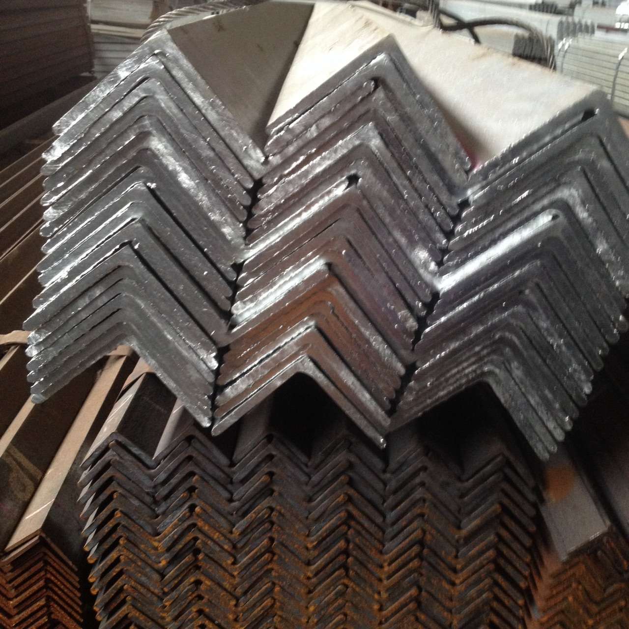 【满涛】乐从钢铁世界批发零售镀锌方管 冷镀管 规格齐全厂价直销