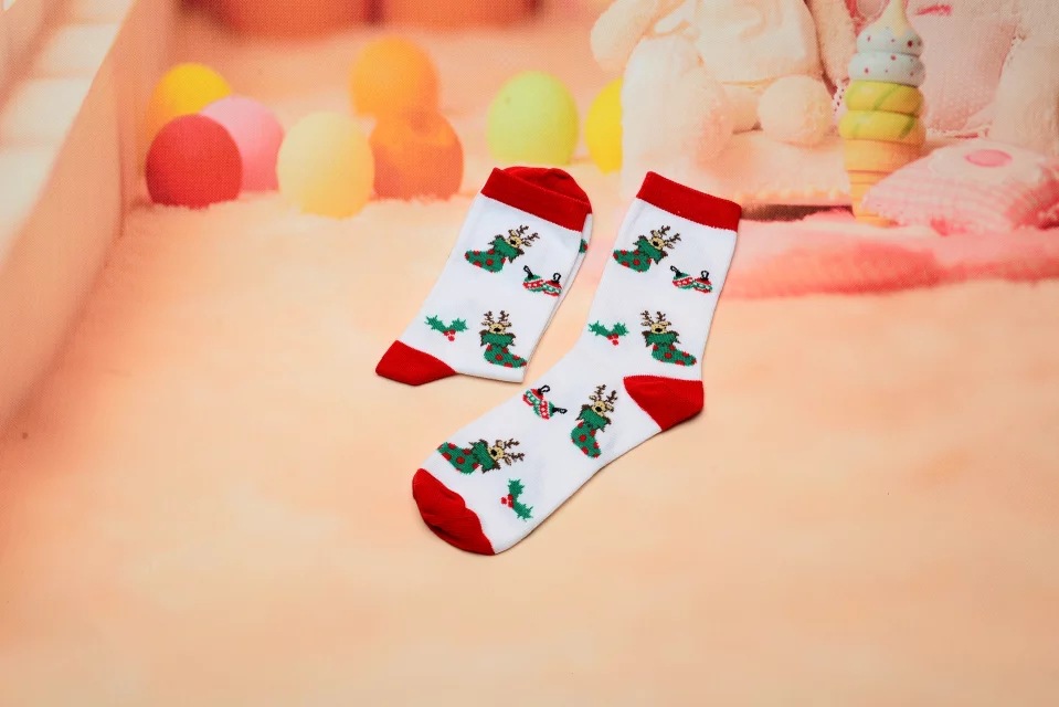 2015 calcetines de Navidad media pantorrilla adultos pareja calcetines de algodón jacquard Taobao regalo de dibujos animados fabricante