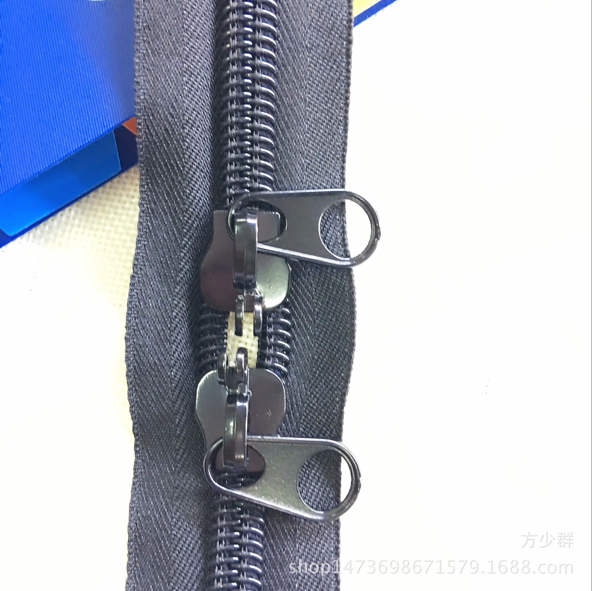 10号尼龙人纹B拉链 现货供应箱包背包帐篷拉链 旅行包环保拉链头