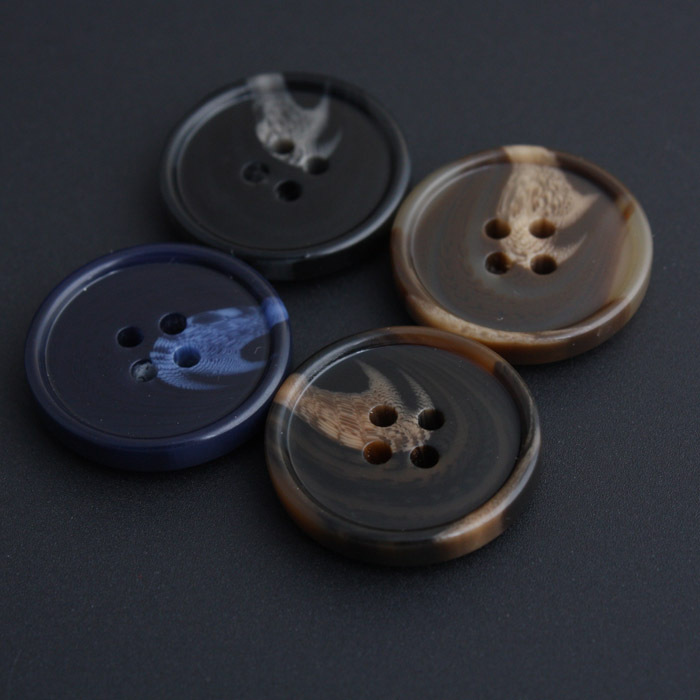 高档纽扣批发 大衣风衣扣子 衣服树脂花纹钮扣  外套四眼扭扣2135