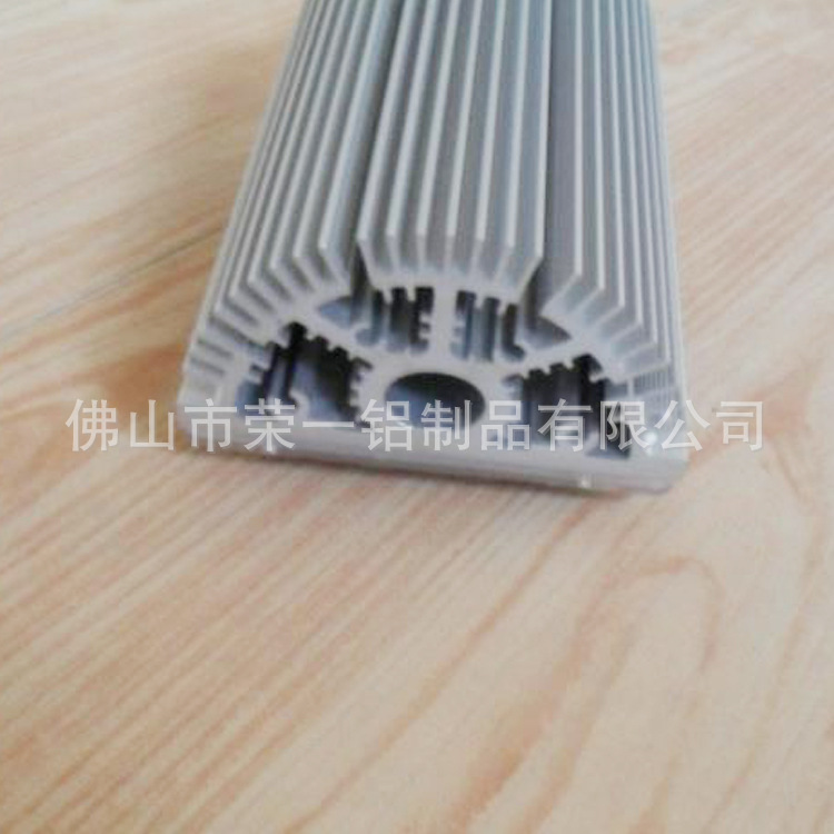 专业生产 大型挤压铝合金 工业挤压铝型材 铝型材挤压生产