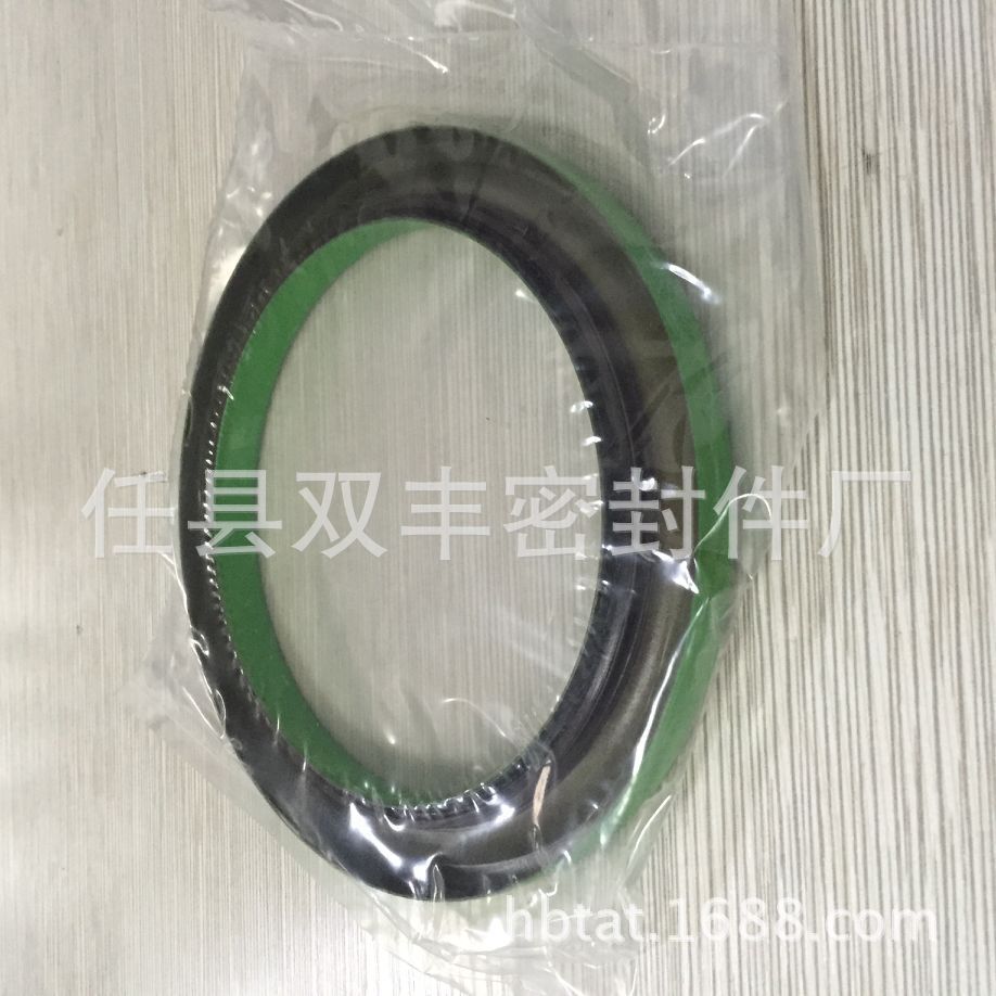 厂家直销美驰桥油封客车油封OE20832385型号110.23X145X10/12