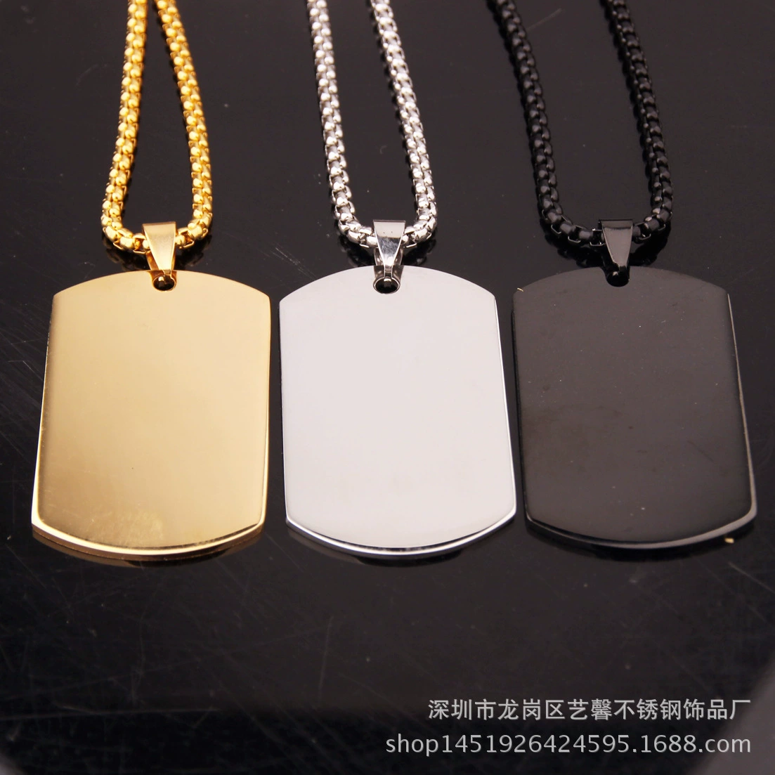 Ювелирный кулон в европейском и американском стиле, титановая сталь с гальваническим покрытием 18-каратным золотом, черная бирка в стиле милитари, с возможностью индивидуальной гравировки, оптовая продажа ожерелий-жетонов.