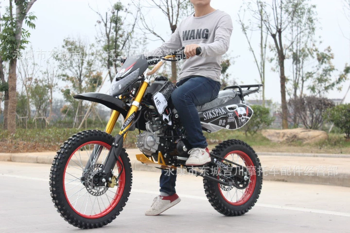 Участок внедорожного транспорта 125cc внедорожный мотоцикл горный мотоцикл Сычуань езда большой подушкой двойной внедорожный заезд