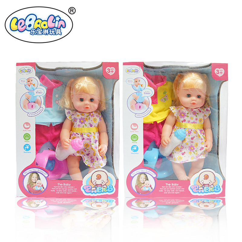 Venta directa de fábrica, juguetes de juegos para niños, agua potable, pis, juego de muñecas para niñas con biberón de ropa