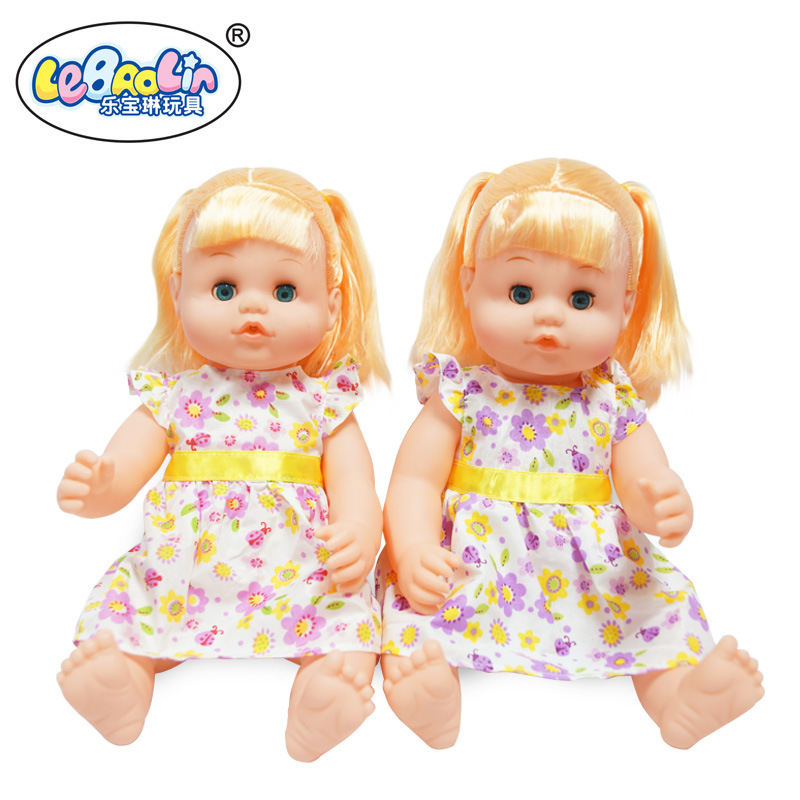 Venta directa de fábrica, juguetes de juegos para niños, agua potable, pis, juego de muñecas para niñas con biberón de ropa