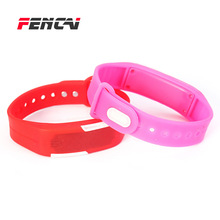 纷彩厂家直销新款学生情侣触控硅胶手表带夜光LED电子手环手表