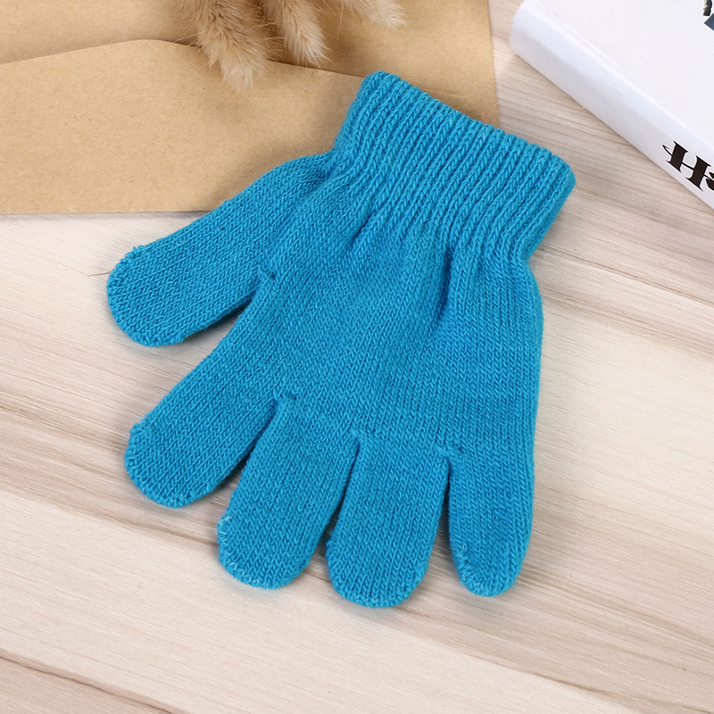 El lugar del fabricante puede agregar un logotipo para tejer color sólido otoño e invierno para niños, jacquard mágico cálido, guantes de pesca de ciclismo engrosados