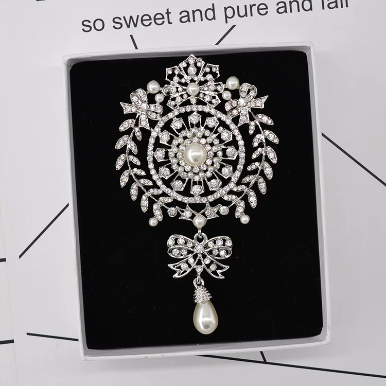 Brooch, badge from pearl, retro pin