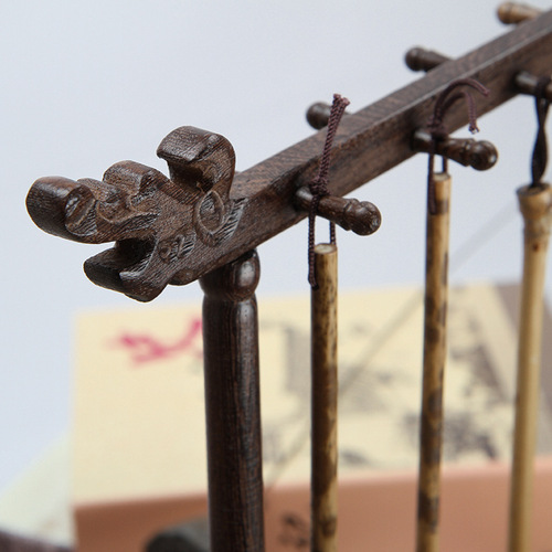 Manufacturer wholesale chicken wing wood brush pen hanging 6-pin 7-pin 8-pin brush wooden pen holder four treasures of study supplies