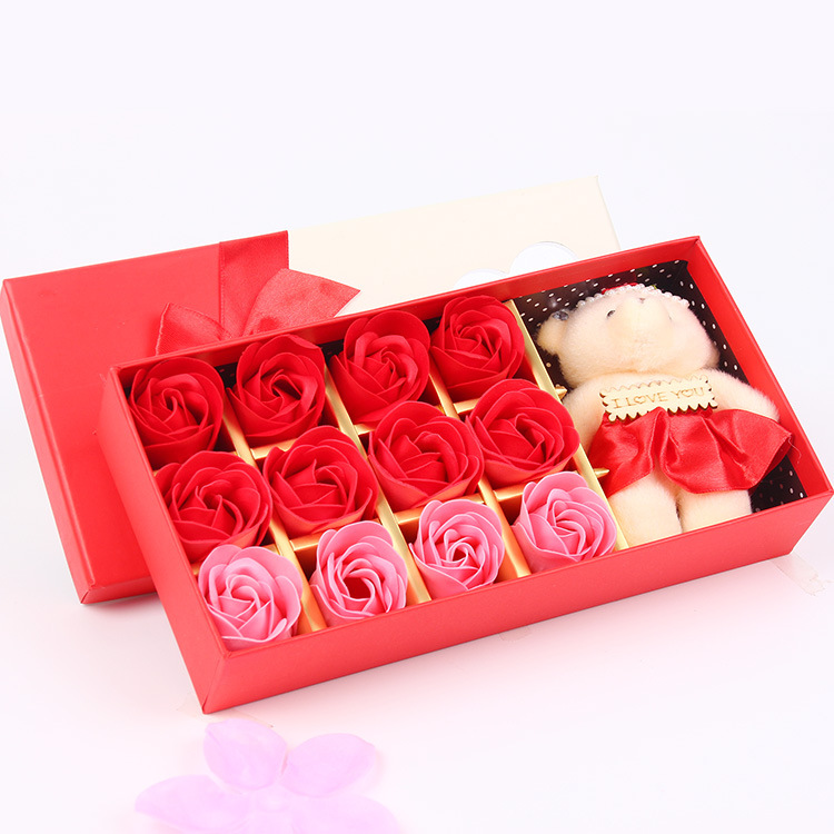 Regalos de San Valentín 12 cajas de regalo de flores de jabón flores flores artificiales oso rosa regalo creativo flor eterna al por mayor