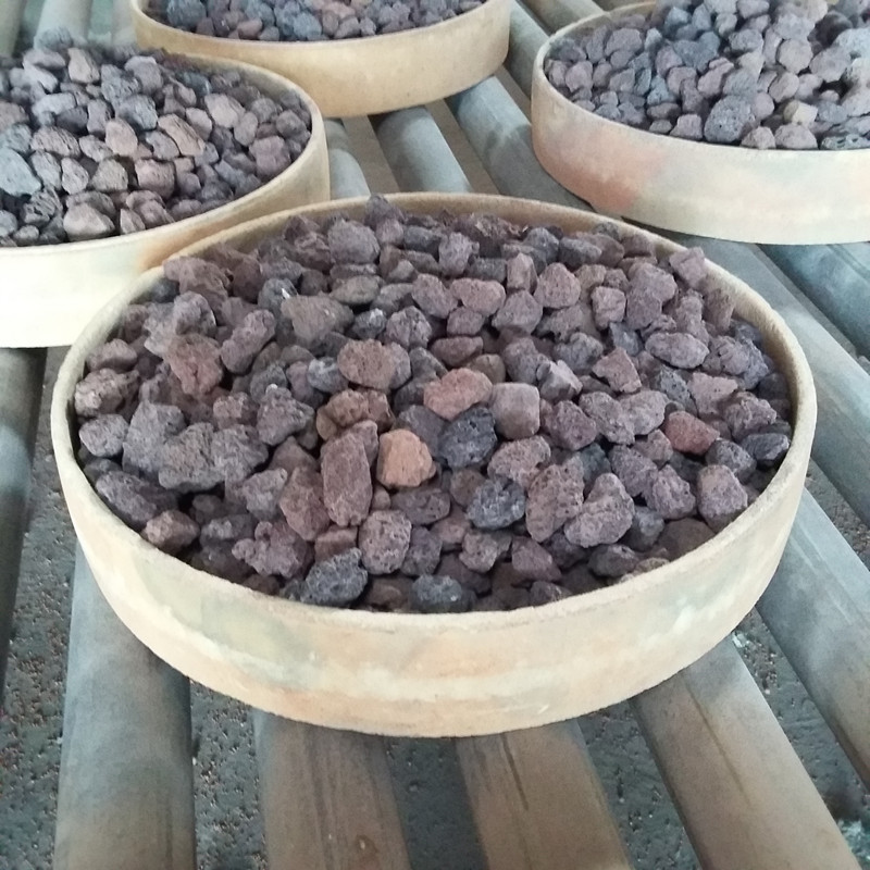 厂家直销烧烤用煅烧火山石 防爆火山石 防炸火山石 耐高温 不炸裂