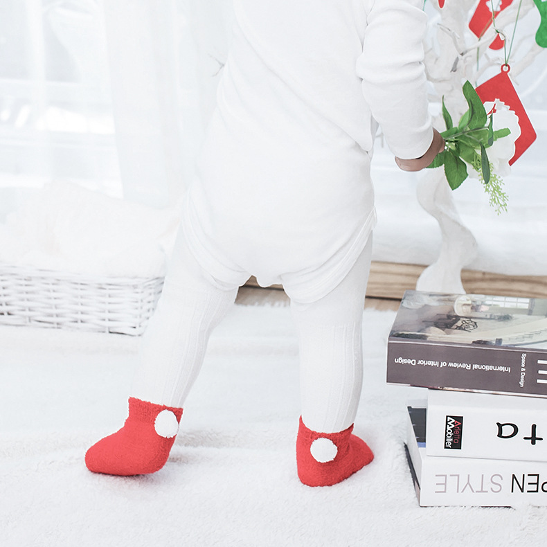 Nuevo bebé pompón calcetines de Navidad engrosados calcetines de bebé cálido 0-1-3 años de edad recién nacido invierno calcetines suaves