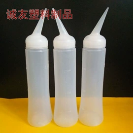 塑料瓶、壶;量筒、量杯;洗瓶