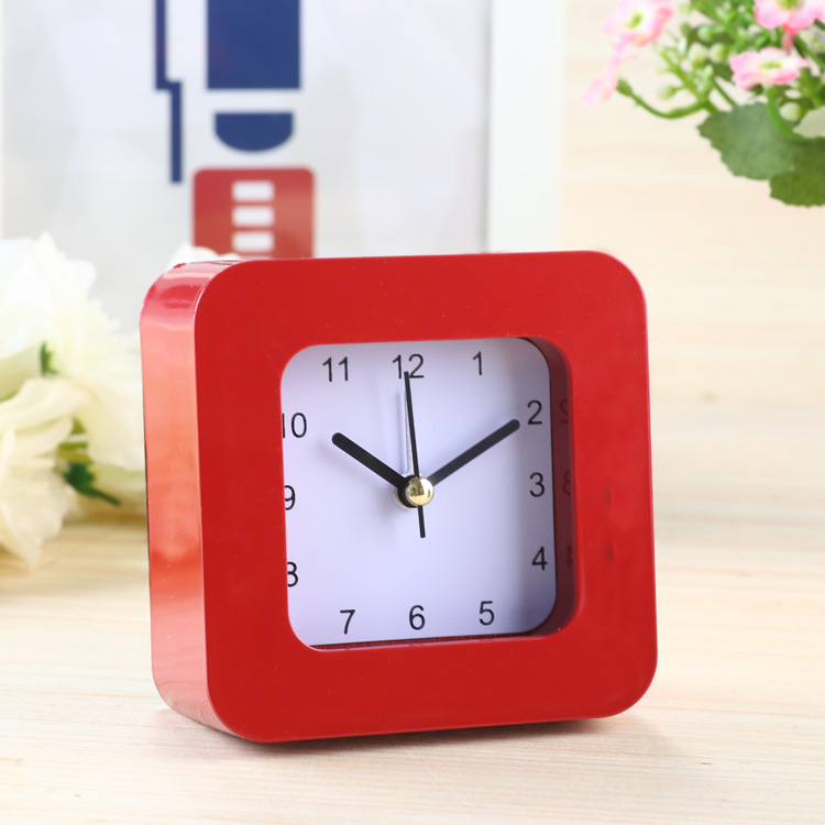 Suministro directo de fábrica reloj de escritorio de 3,5 pulgadas reloj despertador de cuarzo dormitorio reloj de noche suministro supermercado tienda de 10 yuanes