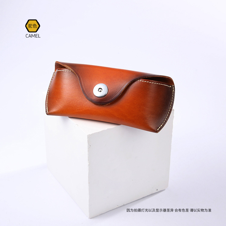 2025 新しいハイエンドメガネカバー本革オリジナルレトロ手作りメガネケース植物なめし革フィッシュアイボタンメガネバッグ