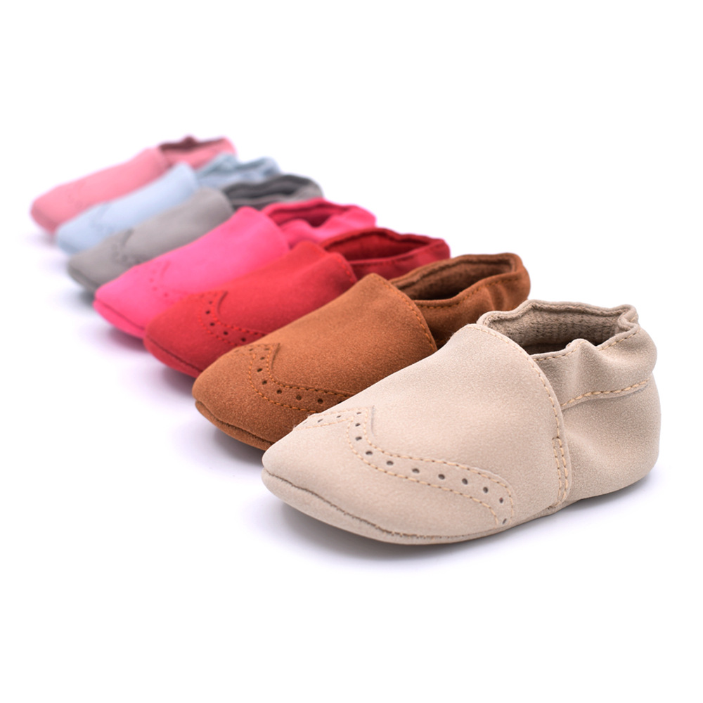 Babyshoes primavera y otoño nuevos zapatos de bebé de cuero mate 0-1 años de edad zapatos de niño de fondo suave 7 colores zapatos de bebé B605