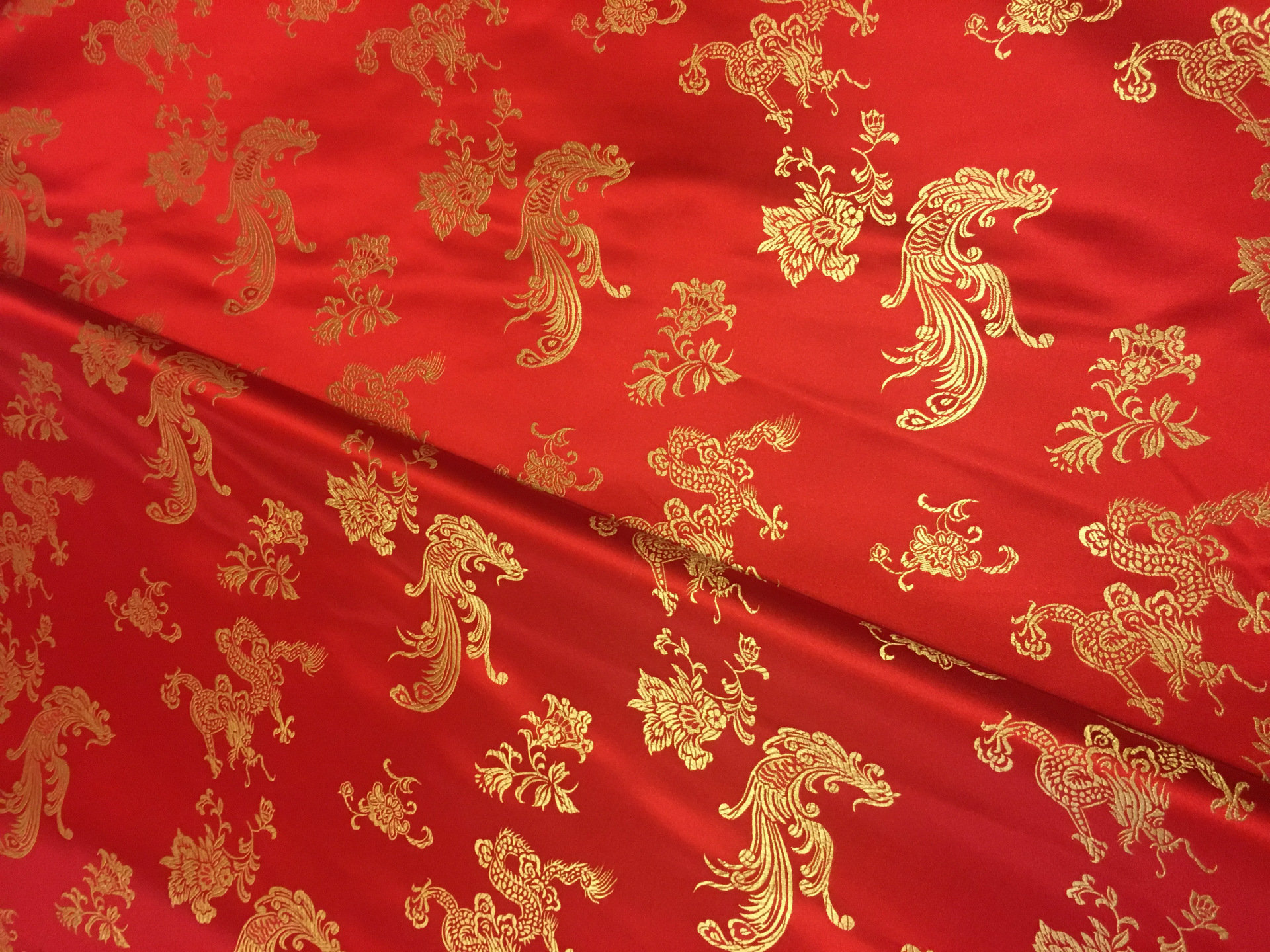 织锦缎布料 丝绸面料 可做童装汉服婚庆花桥被单 金花凤 大红