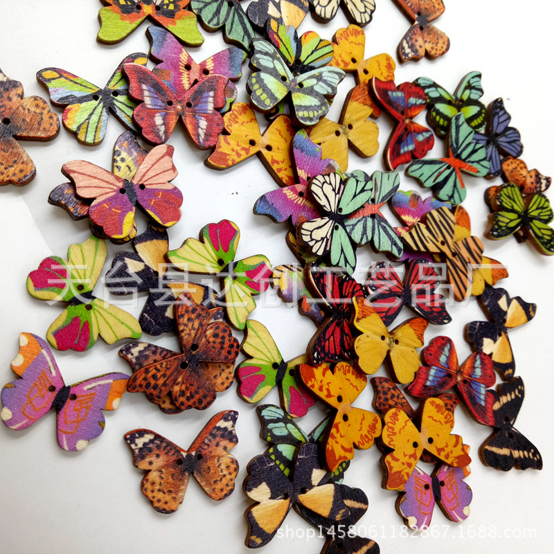 Botones de mariposa de dibujos animados mezclados de colores DIY pegatinas hechas a mano botones decorativos