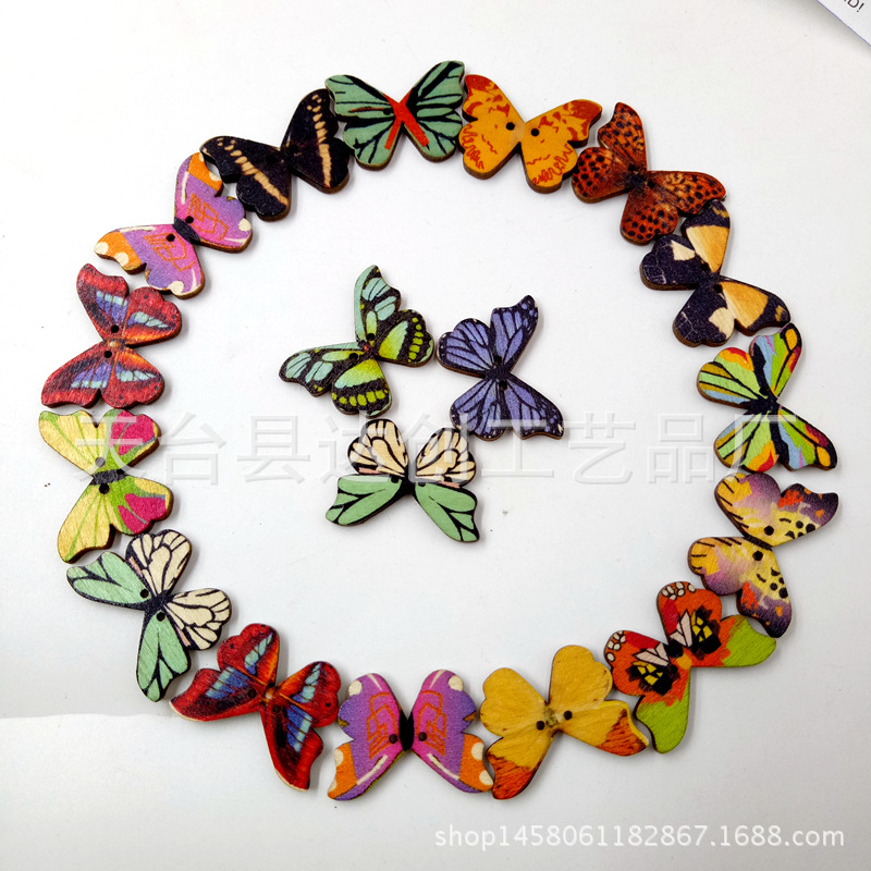Botones de mariposa de dibujos animados mezclados de colores DIY pegatinas hechas a mano botones decorativos