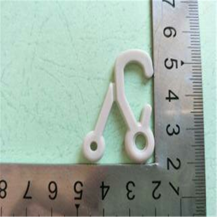 厂家生产塑料嗯扣挂钩  小挂钩左右扣 衣内裤袜子钩子 有现货