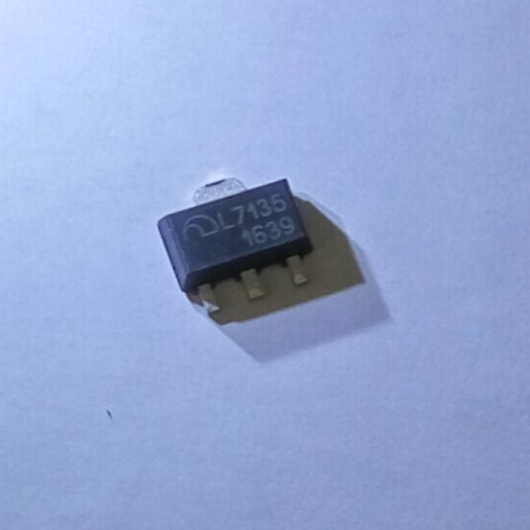 现货 L7135 SOT89封装 稳压IC