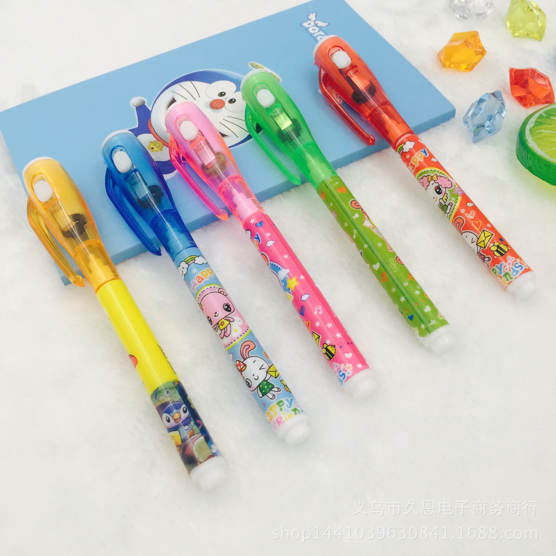 Creativo pequeño regalo de plástico UV detector de dinero pluma mágica invisible secreto pluma UV pluma dos yuanes tienda al por mayor