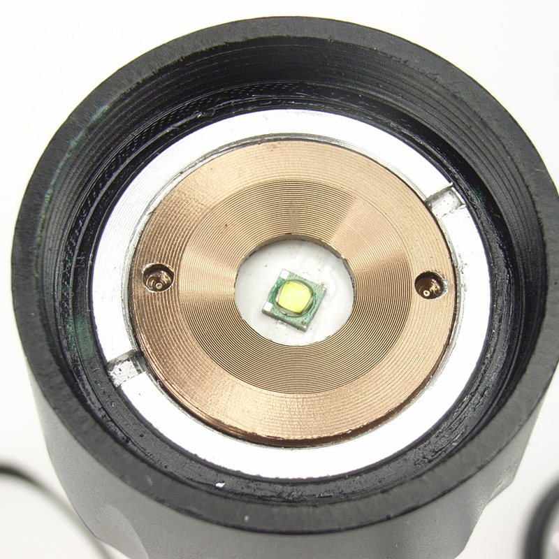 Luz fuerte transfronteriza linterna mini luz fuerte zoom táctico linterna LED linterna 10W luz de trabajo