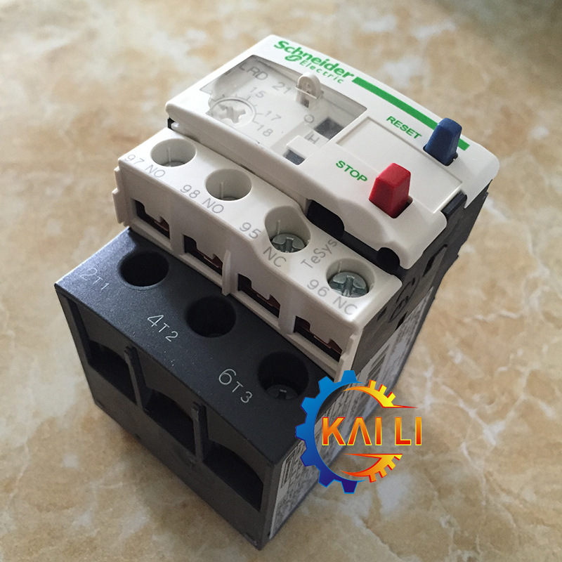 Schneider全新原装正品 LC1N40M5N施耐德交流接触器交流线现货