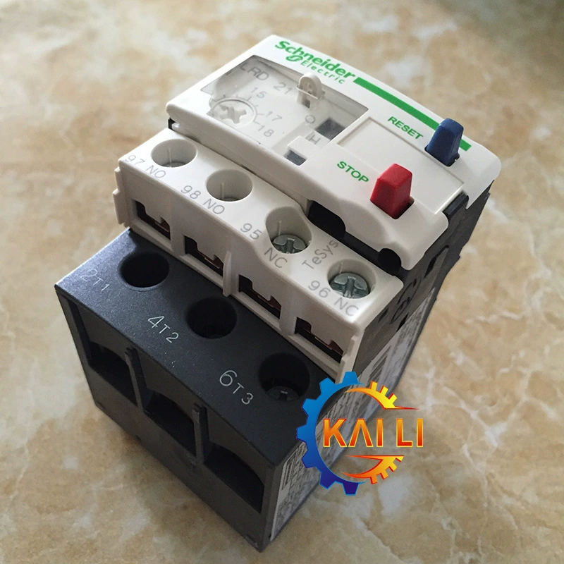 Совершенно новый оригинальный контактор переменного тока LC1D65ABBE Schneider (оригинальная катушка переменного тока).