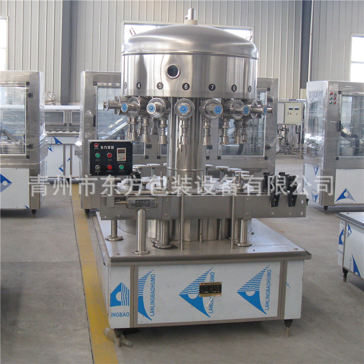 全自动白酒饮料灌装机 外调白酒灌装机 18头外调高精度黄酒灌装机