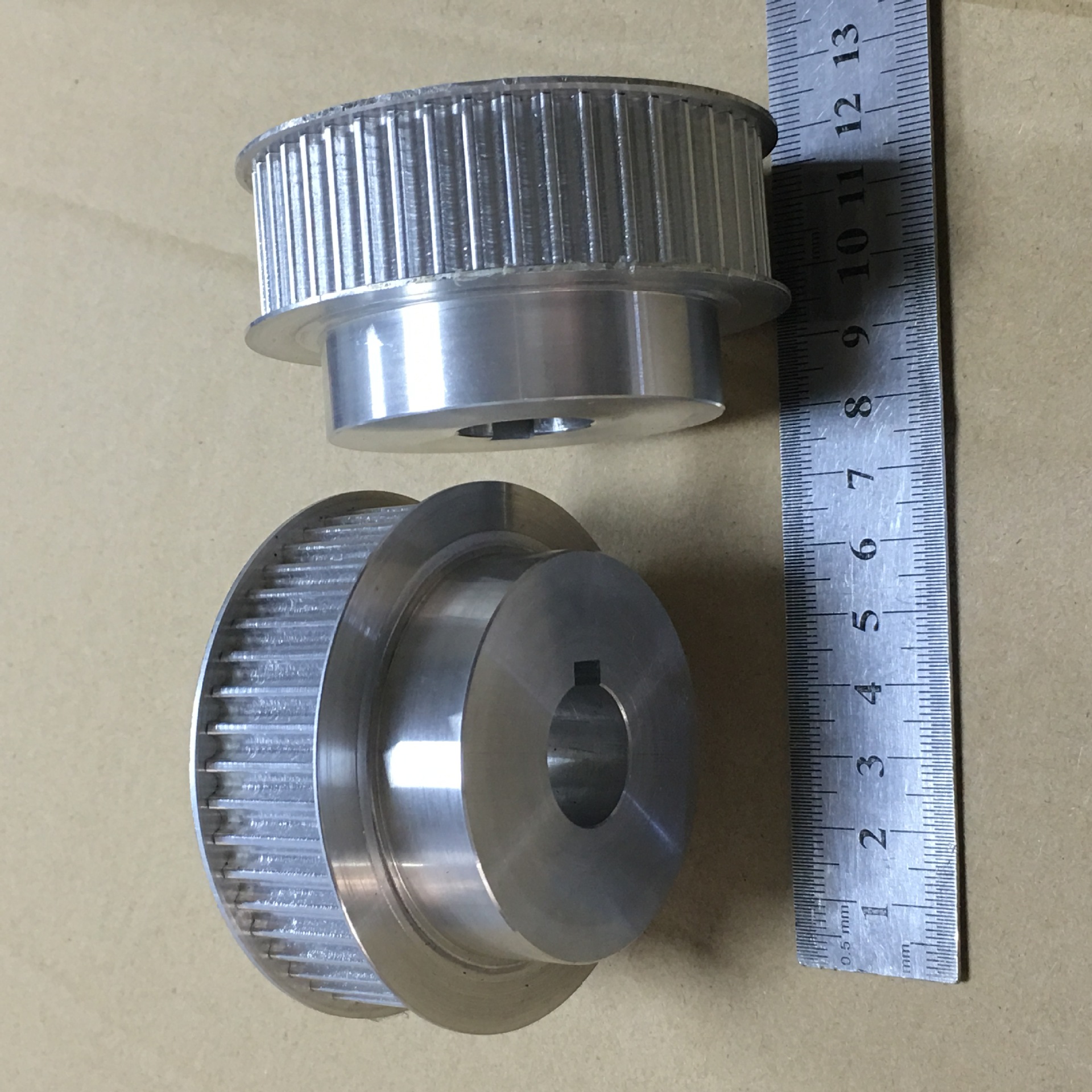 厂家直供各种机械型号同步轮  价格优惠品质保证欢迎订购同步带轮