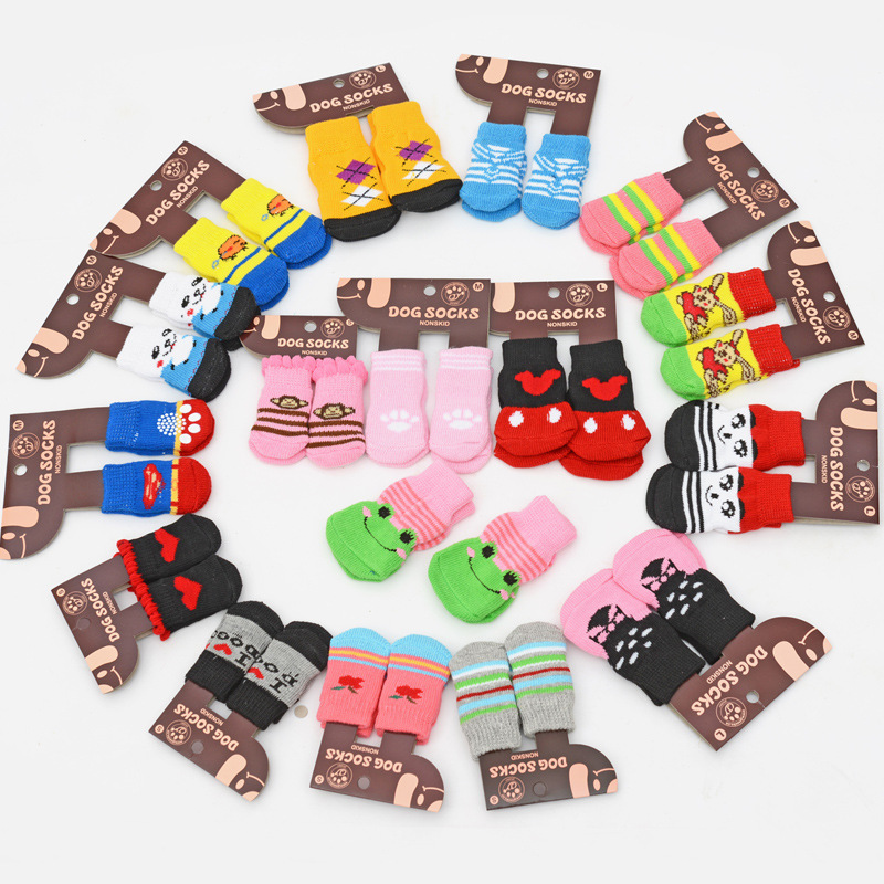 Algodón para mascotas con estera antideslizante calcetines de cuatro paquetes de perro interior Teddy VIP Calcetines antideslizantes color aleatorio