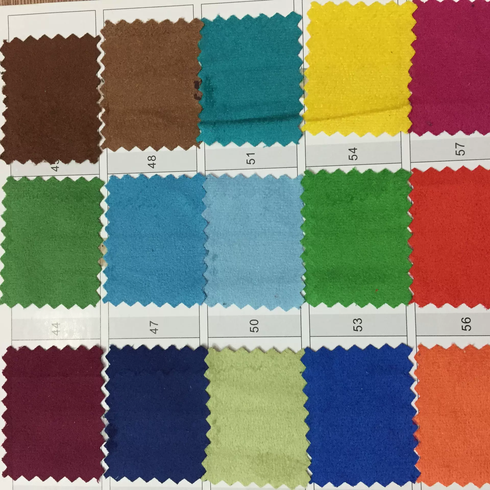 现货供应五枚加密麂皮绒经编仿皮滴塑防滑布服装鞋材面料