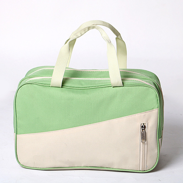 Capacious sports bag for men and women